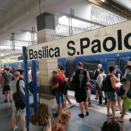 Savi Guest House Metro B S Paolo Roma Exterior foto